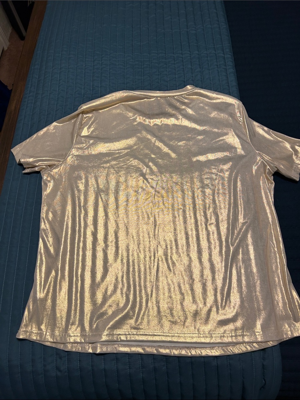 Metallic Gold Shimmer Short Sleeve Top - Picture 2 of 2